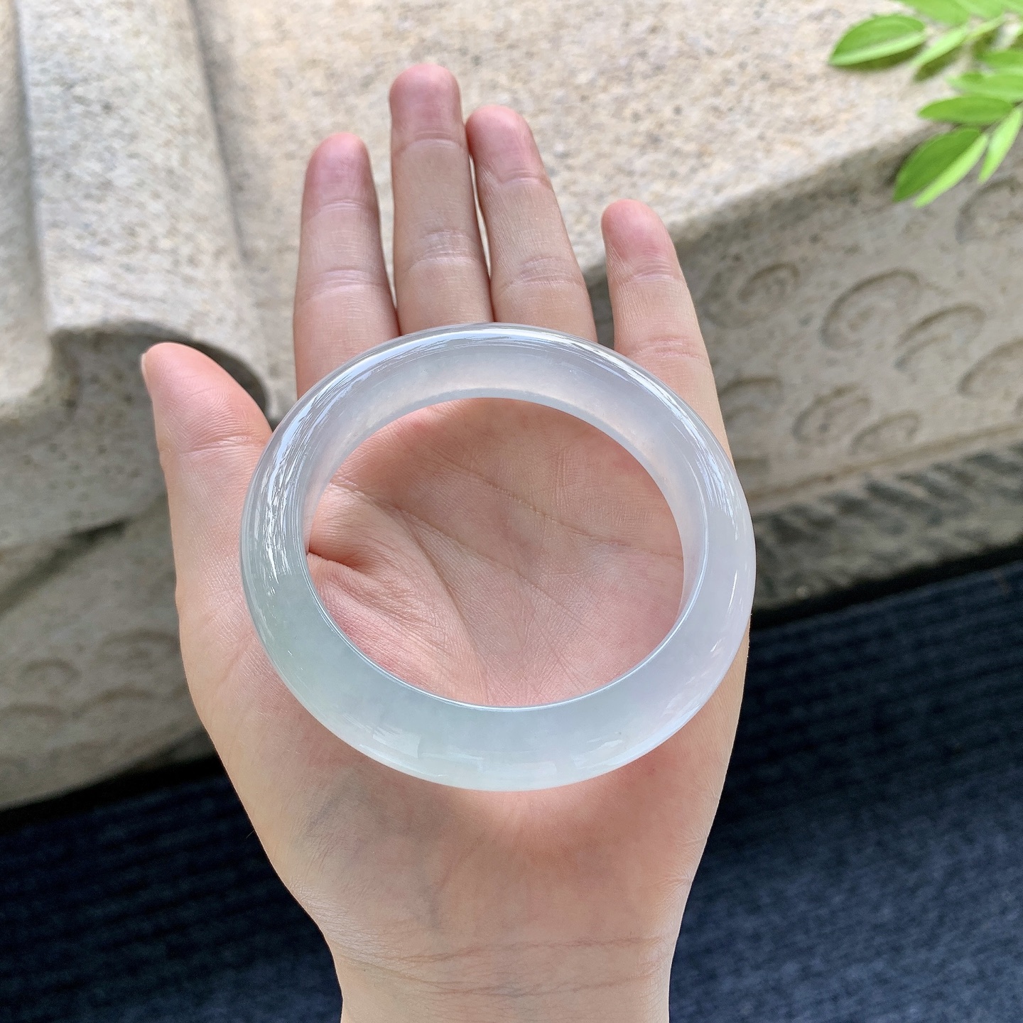 正圈 55，冰种，白月光，水润，种老，细腻，无裂