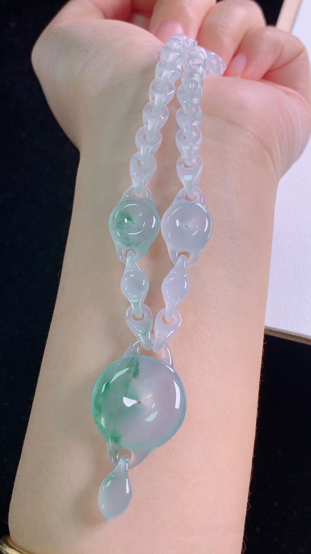 高品质冰种飘花平安扣手链，种水，花色灵动，饱满圆润，尺寸:30.9-21.3-5.8mm