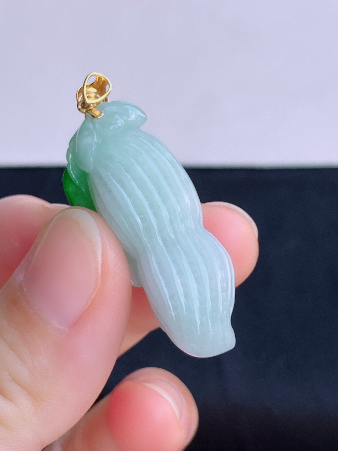 翠绿生意兴隆，色美清爽，尺寸39.6/14.8/12.6/自然光实拍