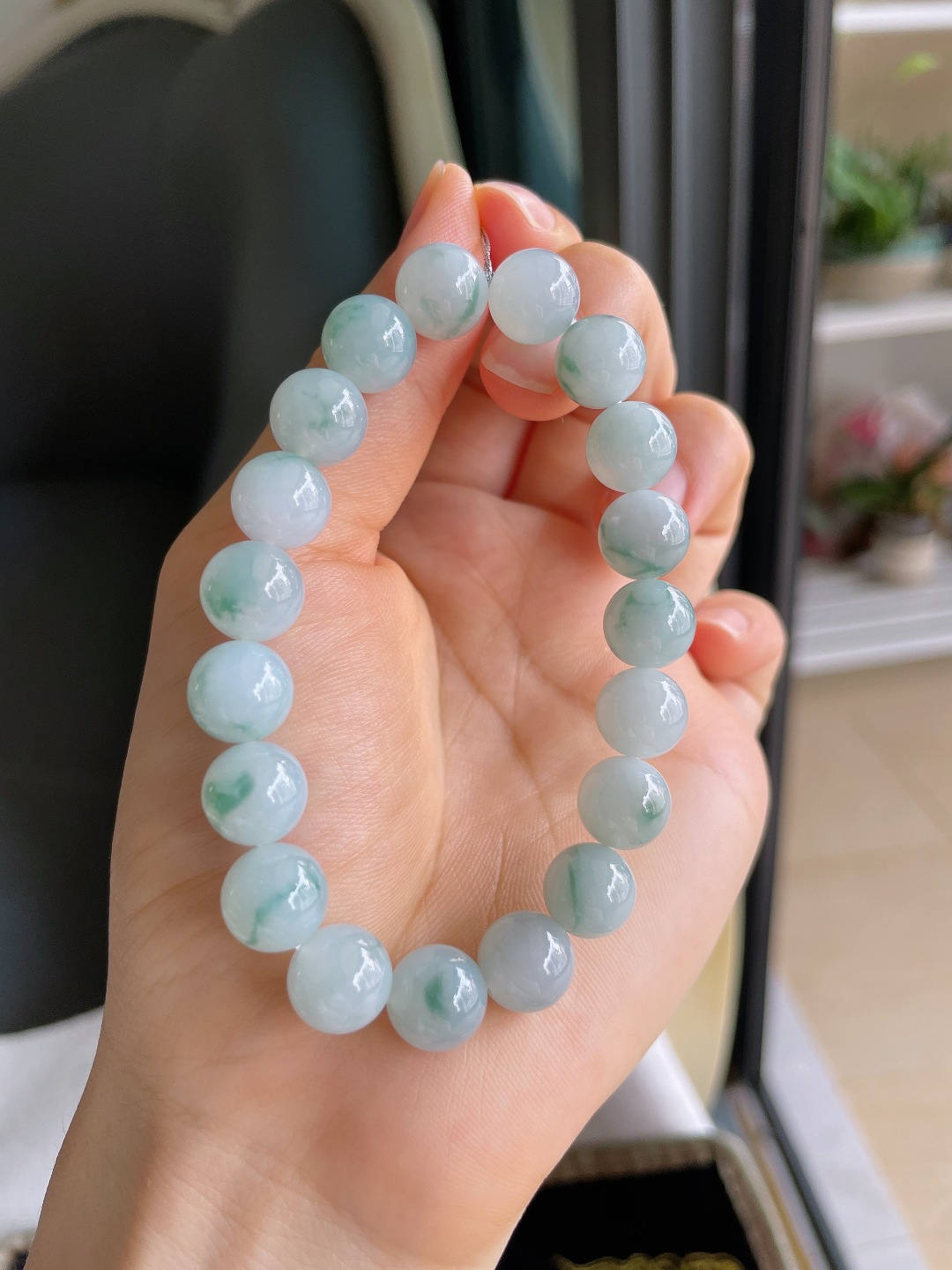 ️，天然翡翠A货，冰飘花手串，尺寸：10mm。【编4317】