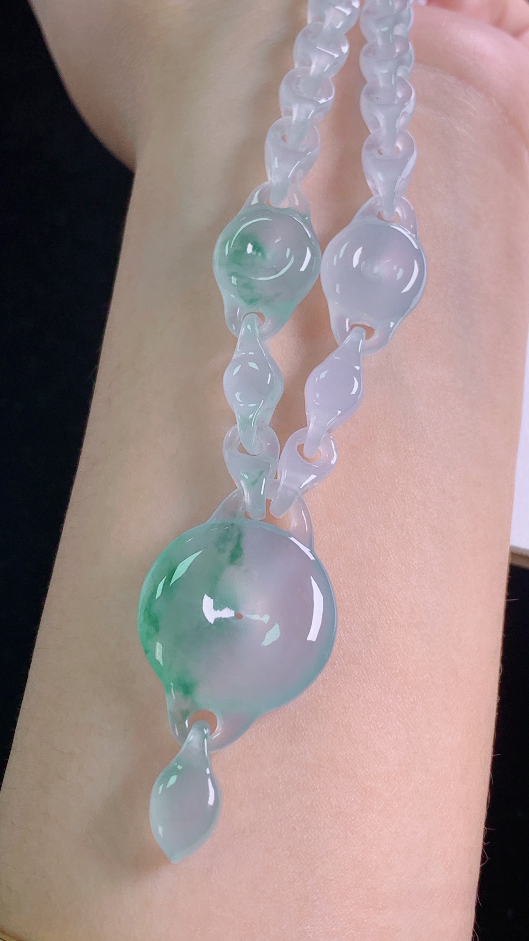 高品质冰种飘花平安扣手链，种水，花色灵动，饱满圆润，尺寸:30.9-21.3-5.8mm