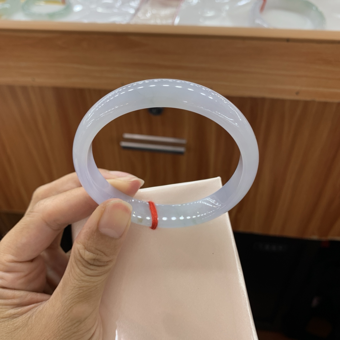 062302AX 飘花正圈翡翠手镯 59-12.5-6.4