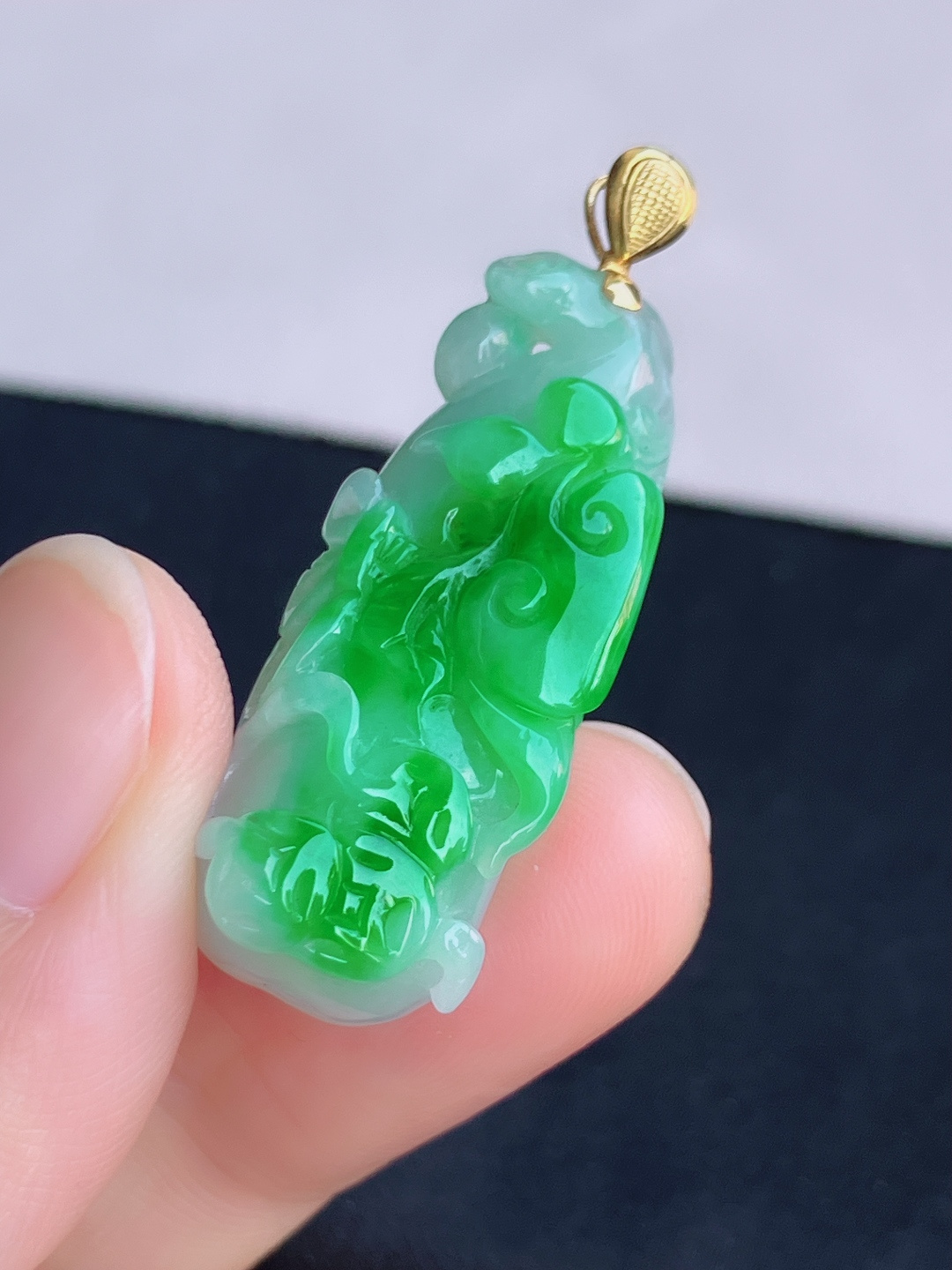 翠绿葫芦，色美清爽，尺寸35/13.3/9/自然光实拍