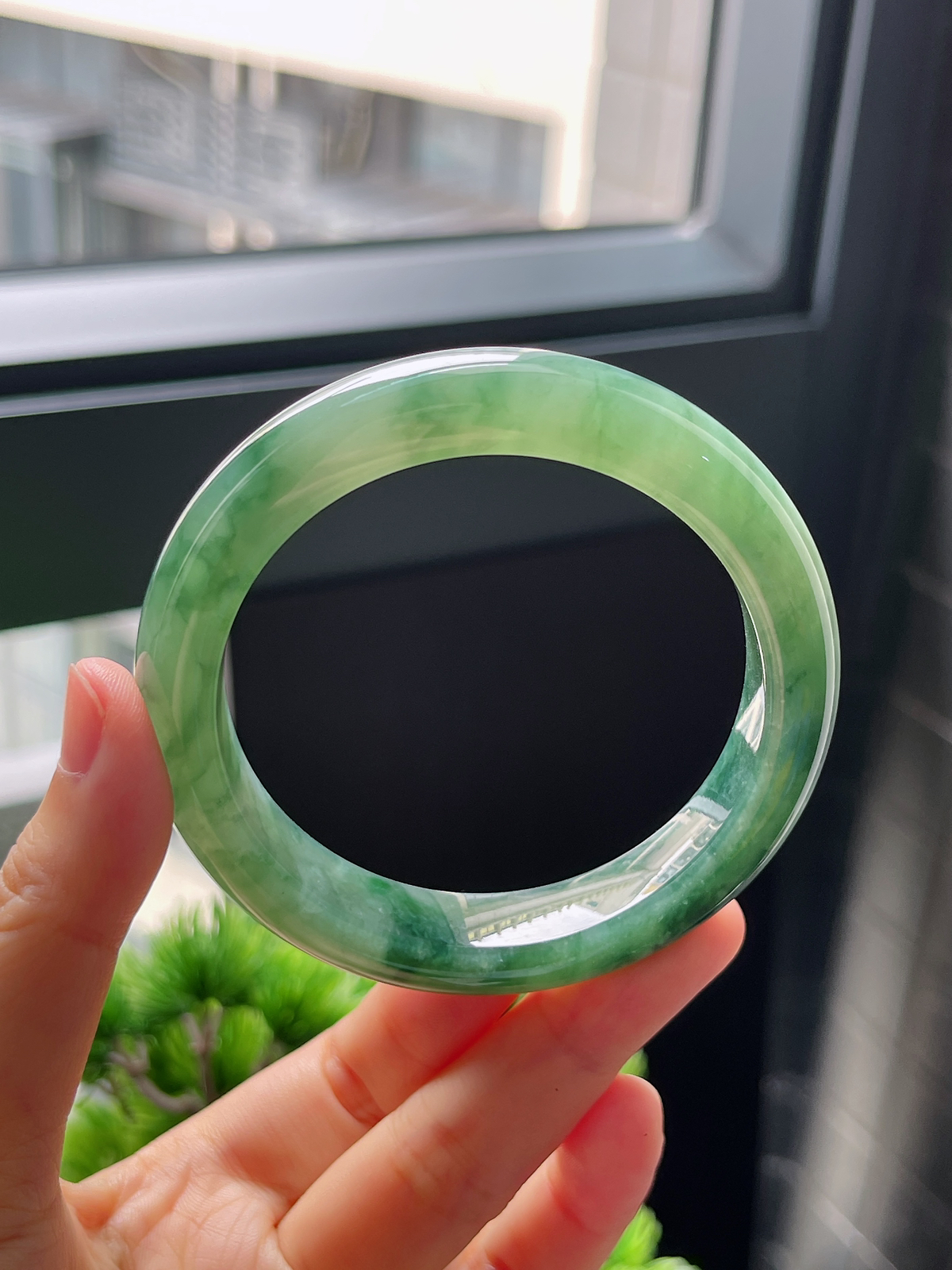 圈口56，冰糯飘花翡翠正圈手镯