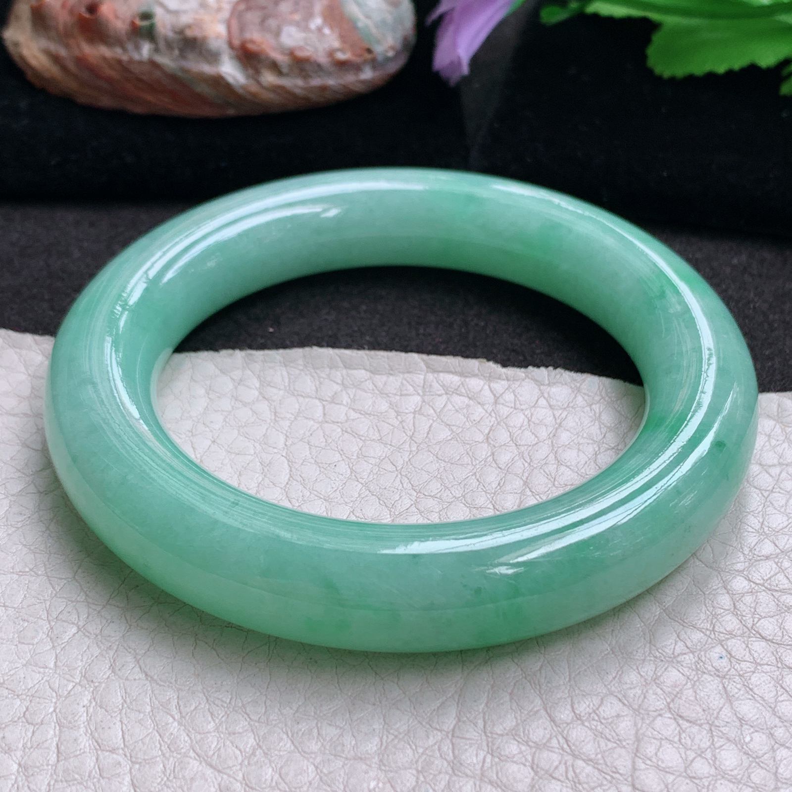 js实拍55.5*12.5*12胖圆镯 缅甸翡翠a货玉手镯 满绿大气圆条玉手环