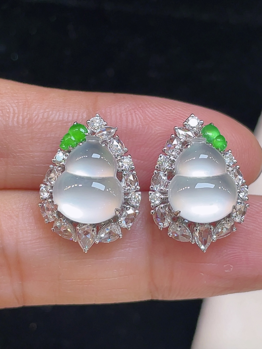 ️【高冰，葫芦耳钉】大件饱满，通透水润，玉质细腻，翠色鲜艳，18k金奢华钻石镶嵌️，10.7-8.9-3.5