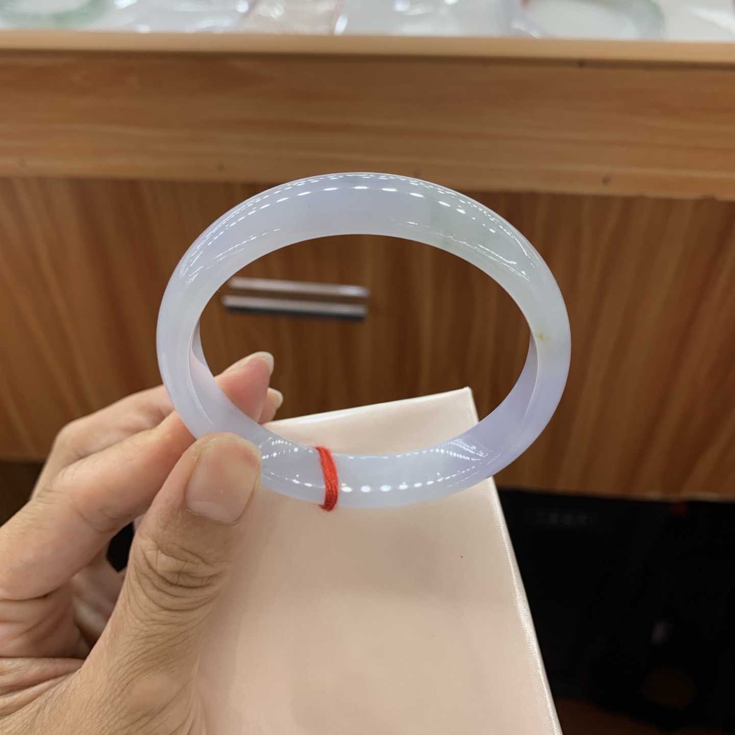 062302AX 飘花正圈翡翠手镯 59-12.5-6.4