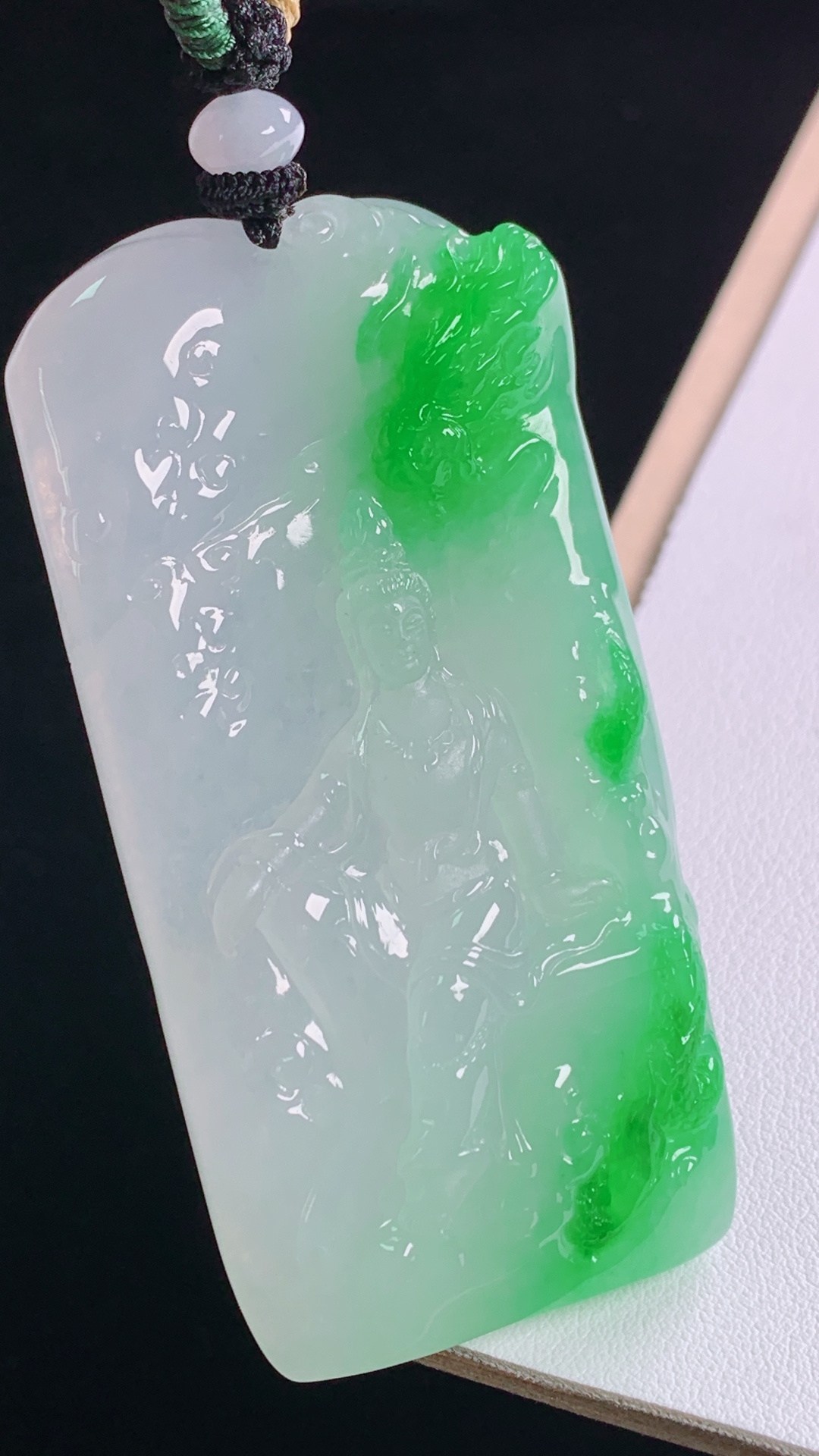 ️阳绿御龙观音色辣色艳，水润细腻，无裂尺寸:75.4-37.0-12.0mm 21