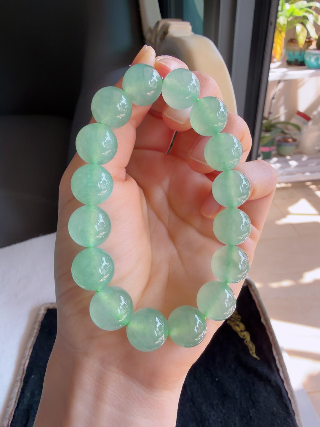 天然翡翠A货，冰满绿冰晴底手串，尺寸：12.8mm。【编3283】