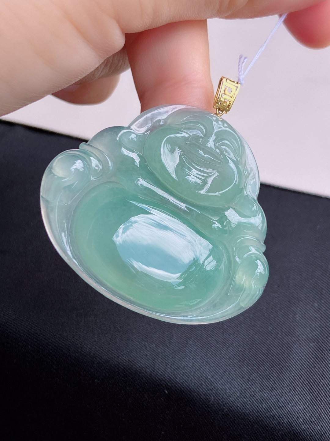 底色大佛，晶莹剔透，尺寸47.6/40.6/7/自然光实拍