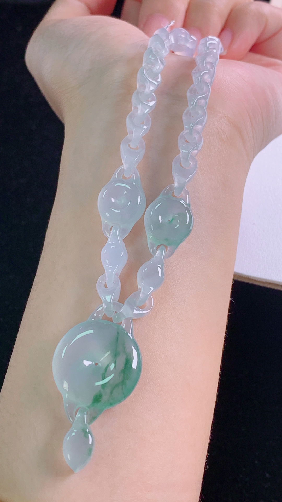 高品质冰种飘花平安扣手链，种水，花色灵动，饱满圆润，尺寸:30.9-21.3-5.8mm