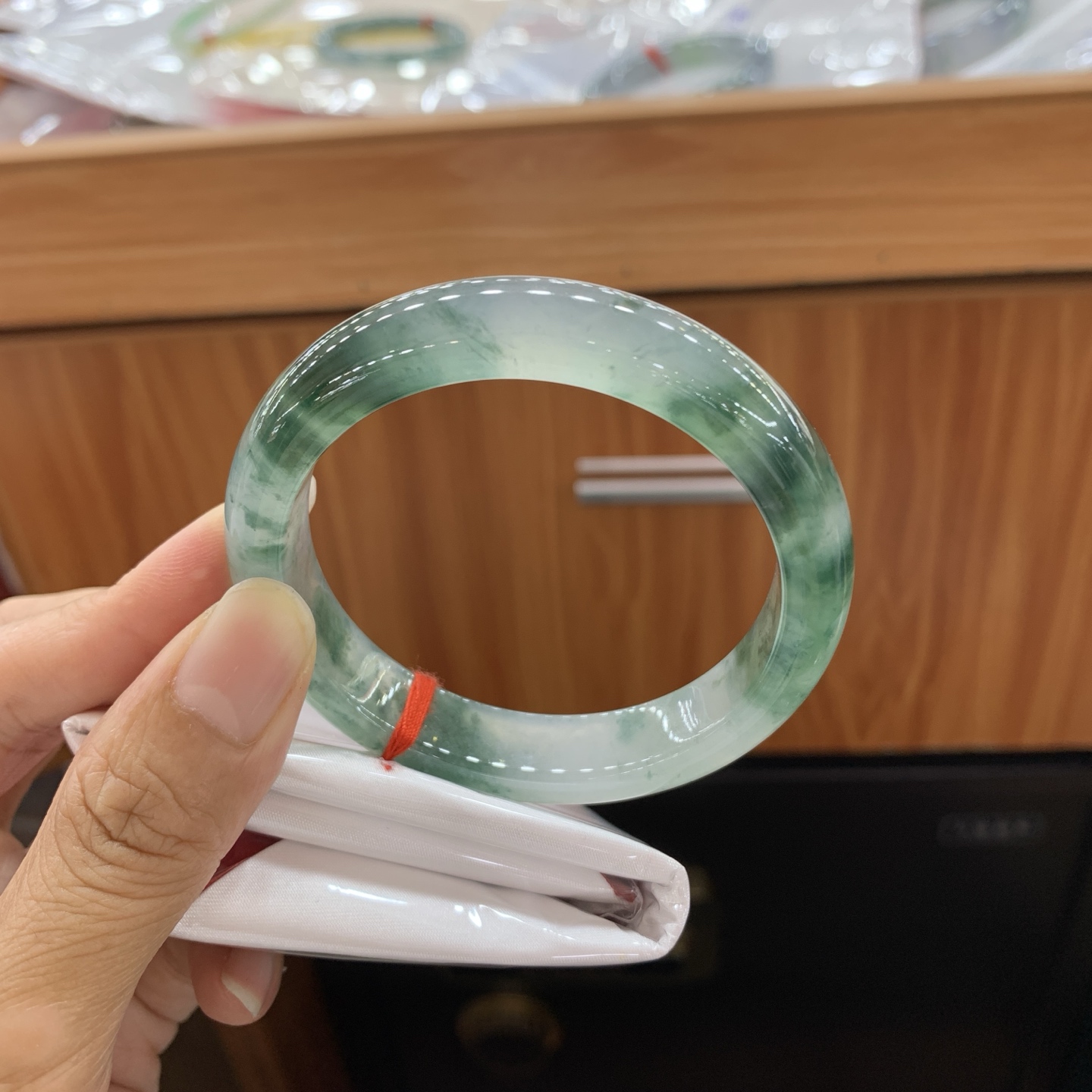 062431XY 冰飘花正圈翡翠手镯 55.7-12-8