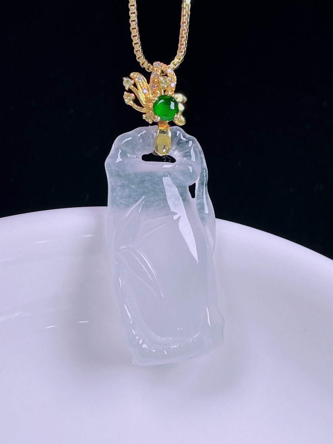 ️节节高升，老种起光，细底通透，尺寸：36裸石29/13.4/4.7mm0625