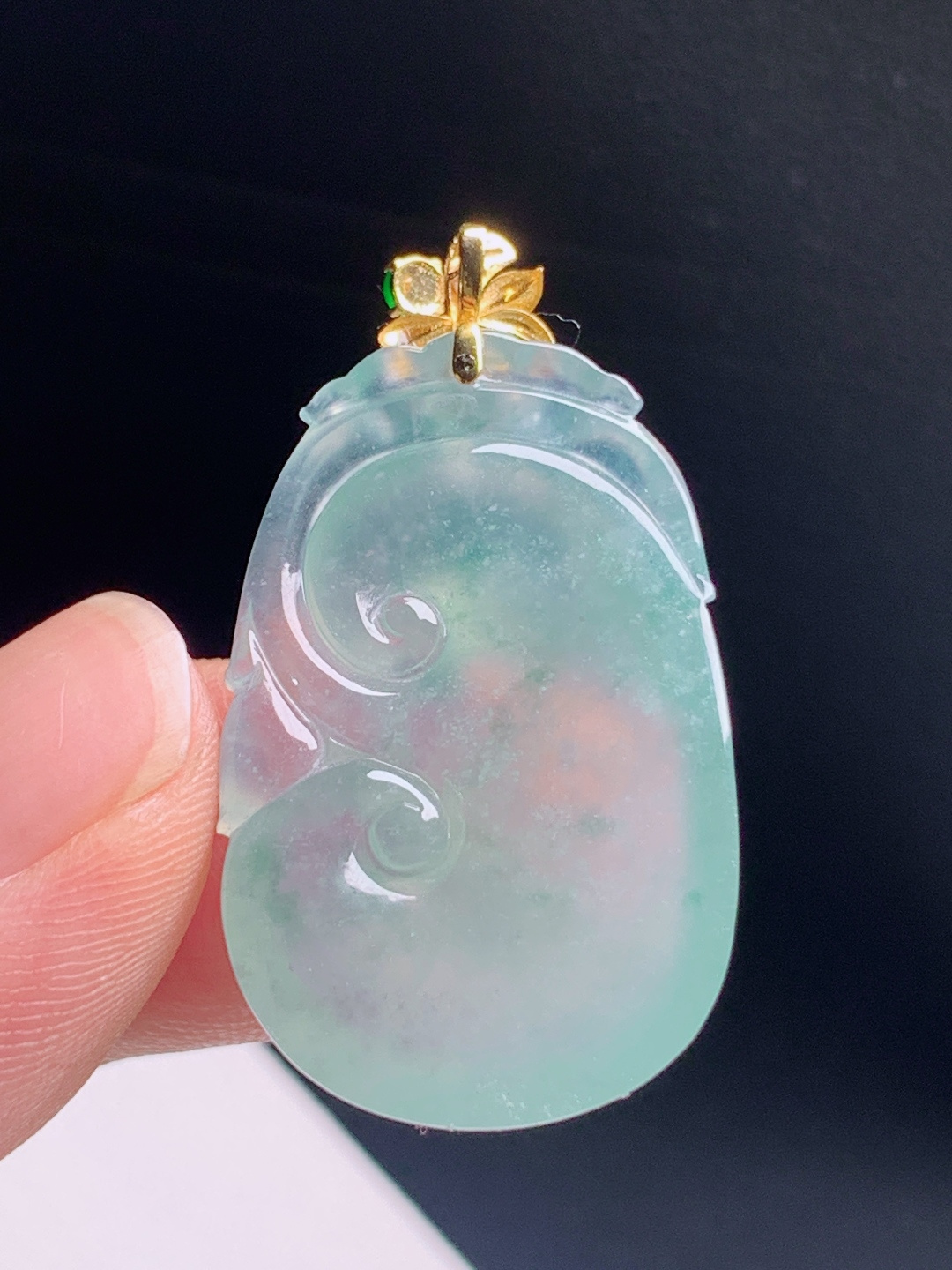 冰种飘花如意吊坠，种水清亮胶感饱满，顺心如意万事大吉 编号080622
