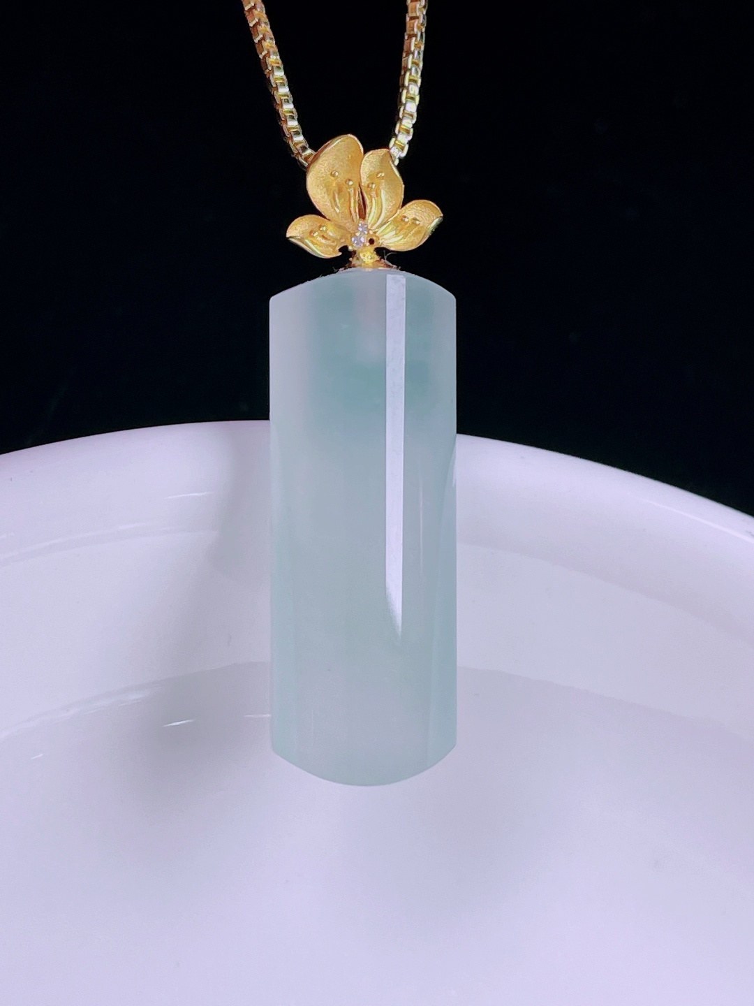 ️，老种起光，细底通透，尺寸：30裸石24/8.8/5.8mm0625