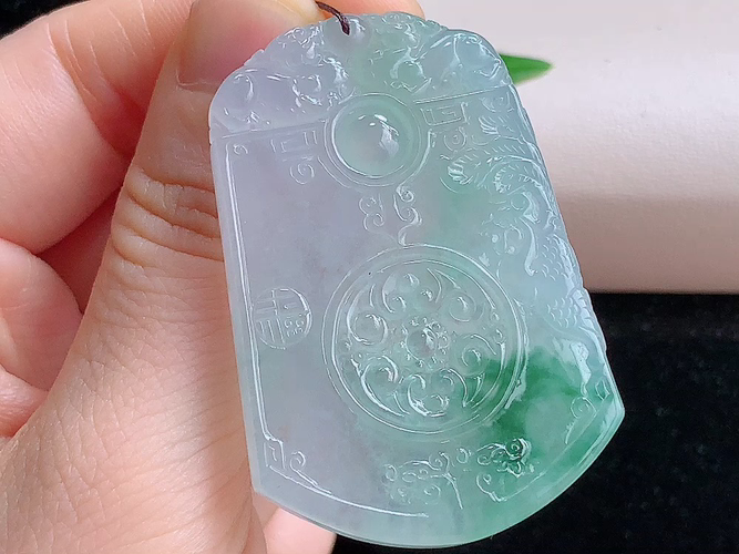 ️ 仿古牌，无裂，尺寸51.4-35.0-4.4mm，包A附证书