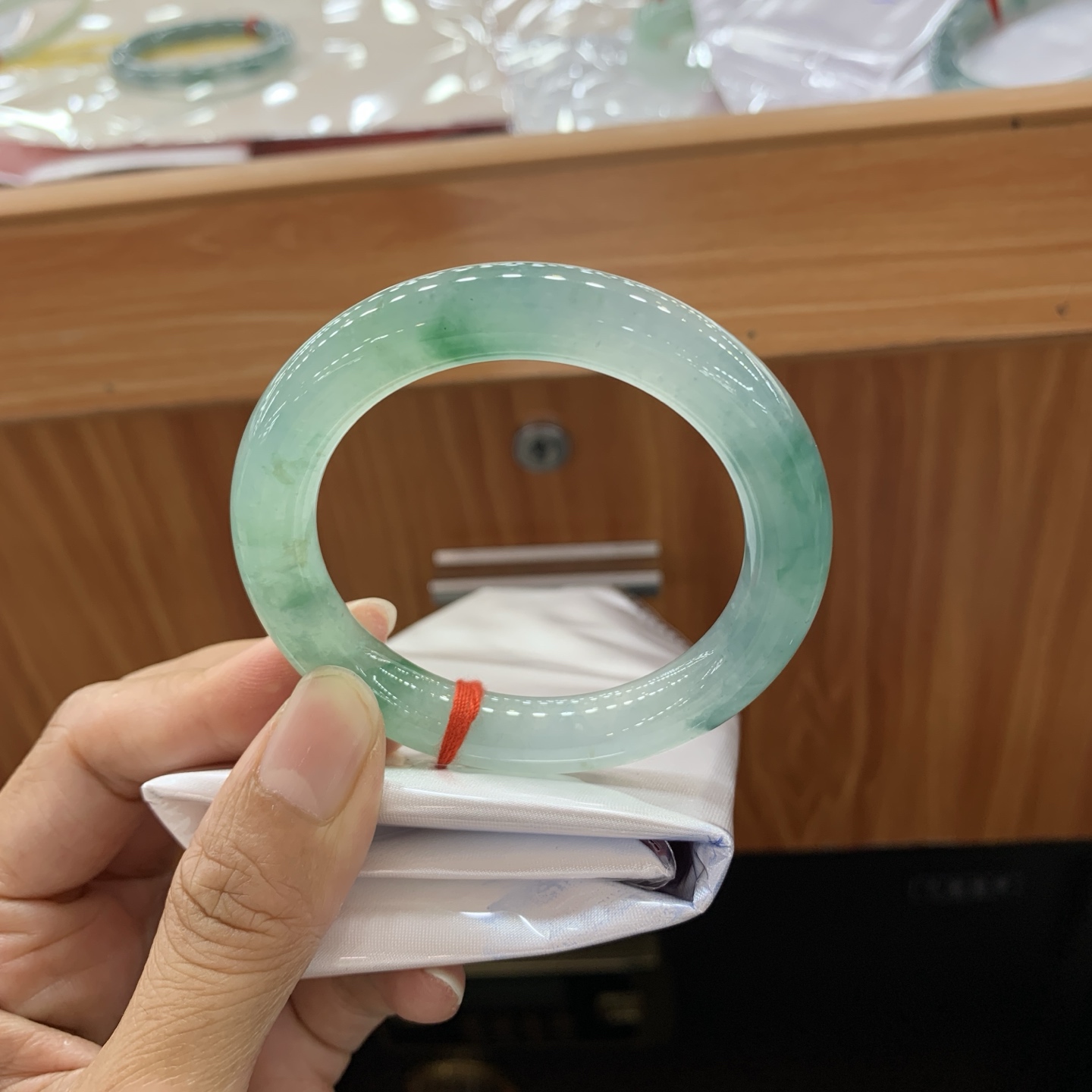 冰飘花圆条翡翠手镯 51.8-9.8