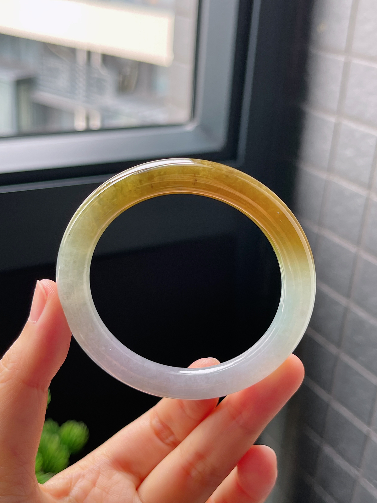 圈口50.5，冰糯黄翡翡翠圆条手镯
