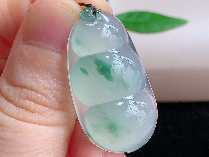️ 福豆，无裂，尺寸33.0-18.8-5.8mm，包A附证书