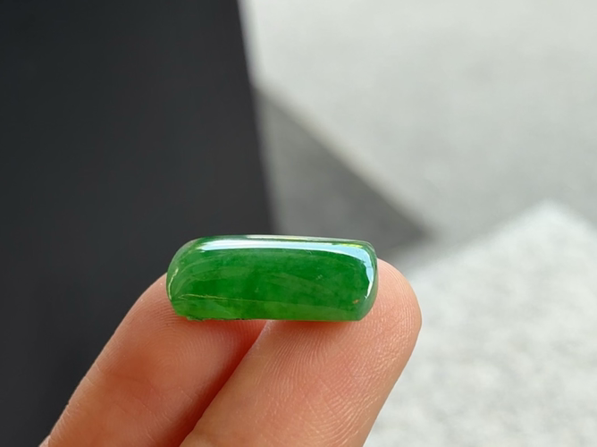 ️ 冰绿马鞍 尺寸：17.8×7.6×4.2mm
