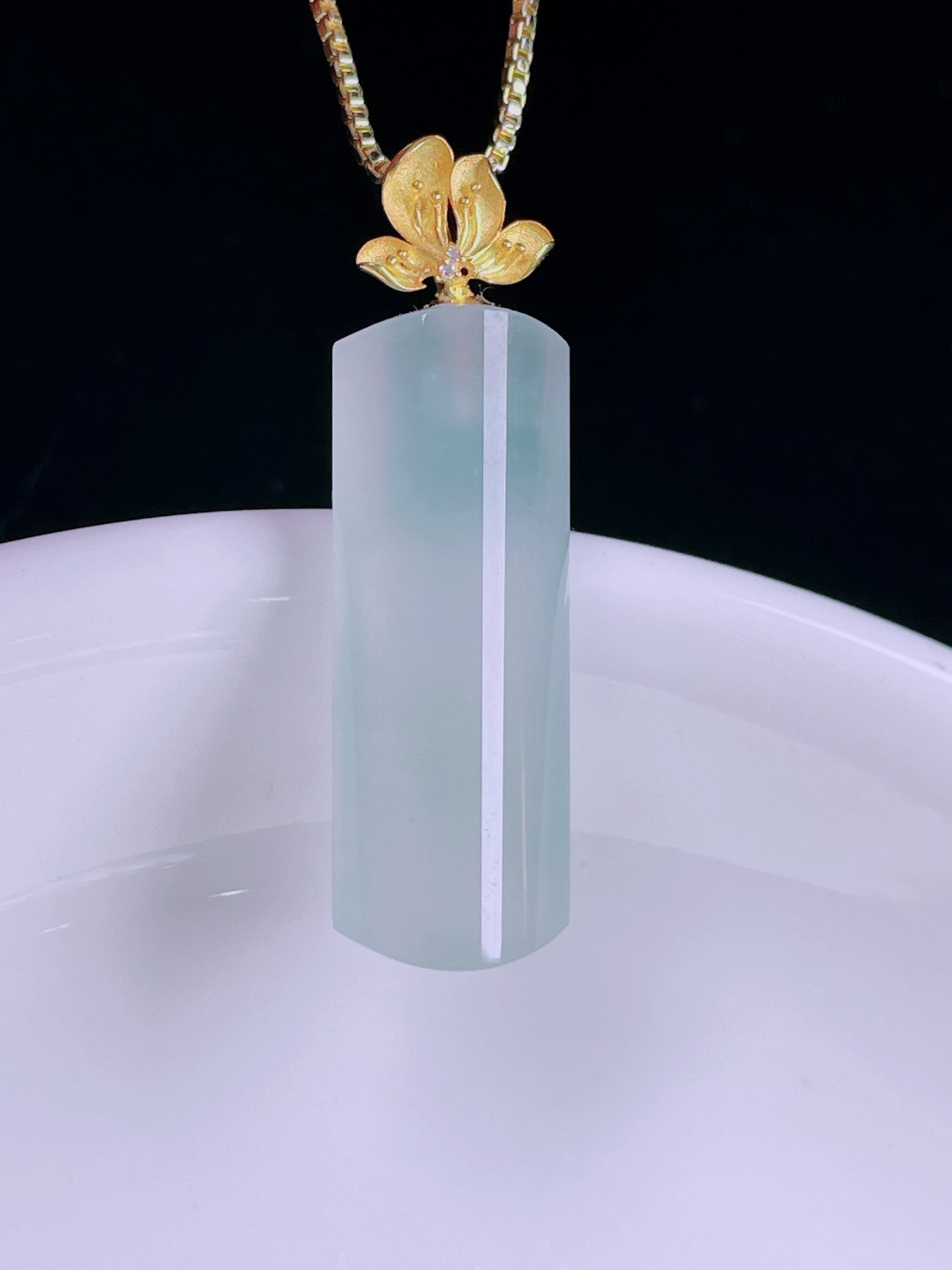 ️，老种起光，细底通透，尺寸：30裸石24/8.8/5.8mm0625