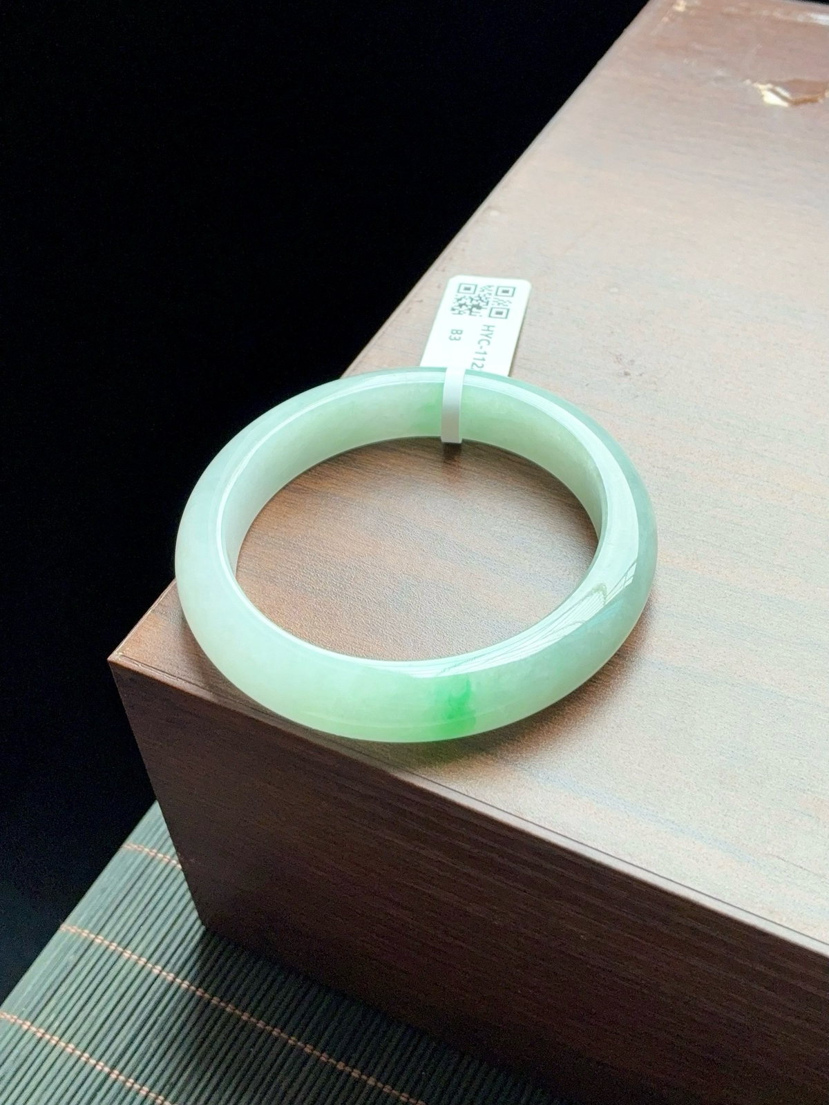 冰飘绿正圈成品
⭕️56-12-8.6