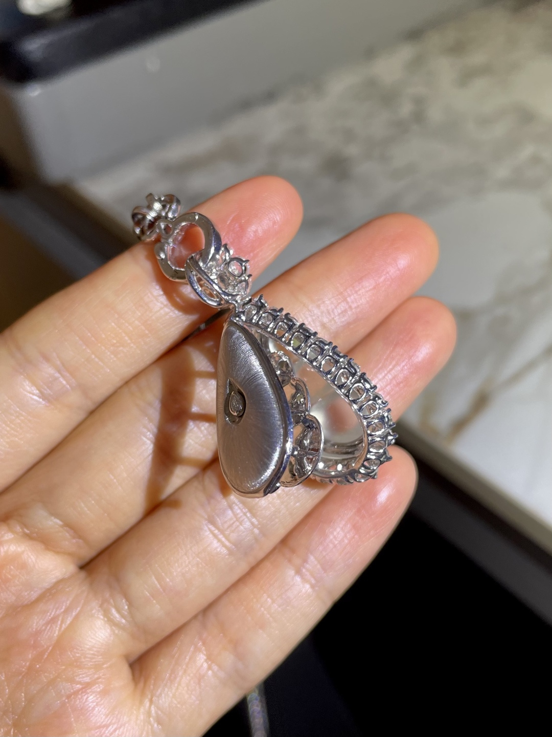 ️玻璃种福豆吊坠 裸石：22*12.5*6mm 整体：37*17*13.5mm