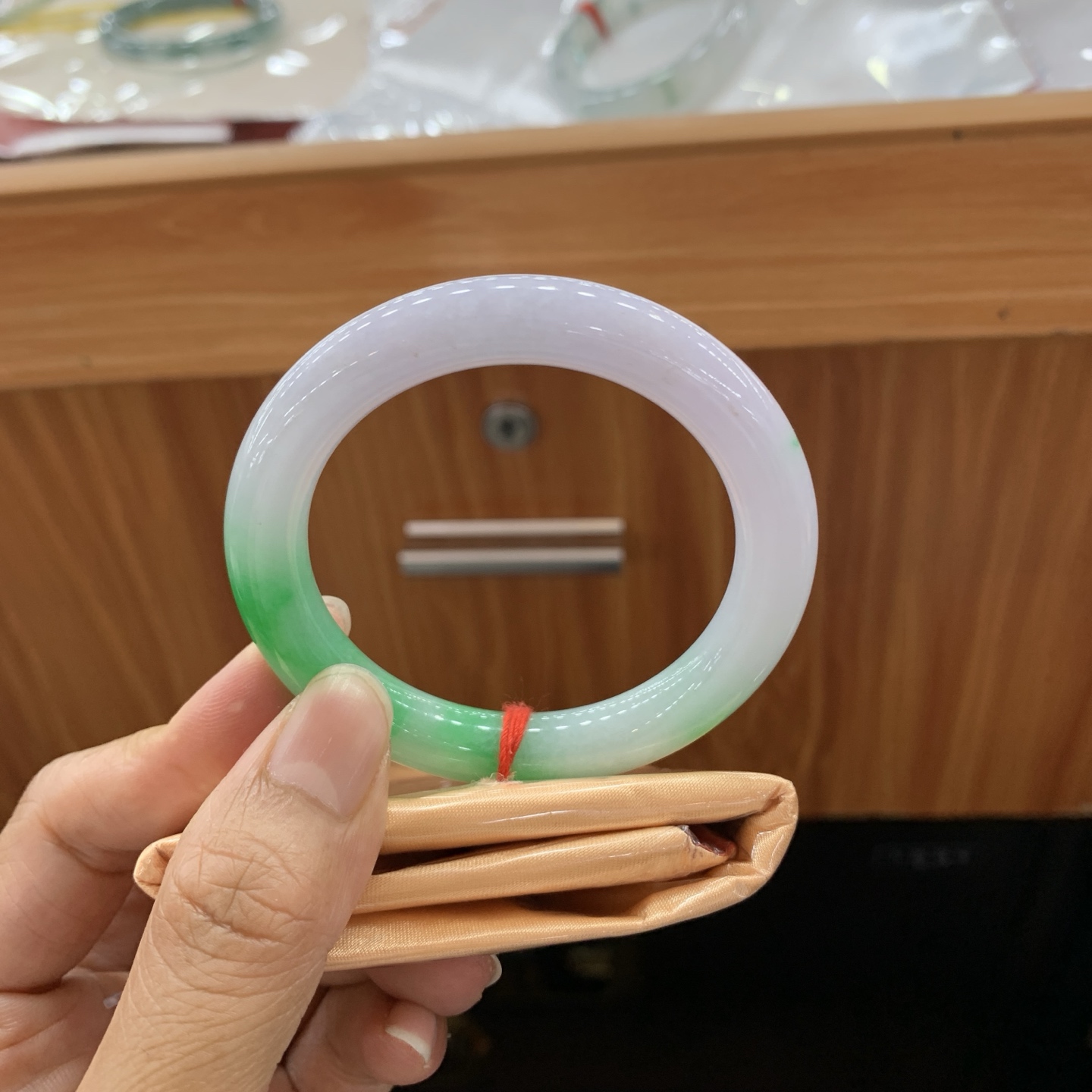 春彩圆条小圈口翡翠手镯w 50.5-9.5