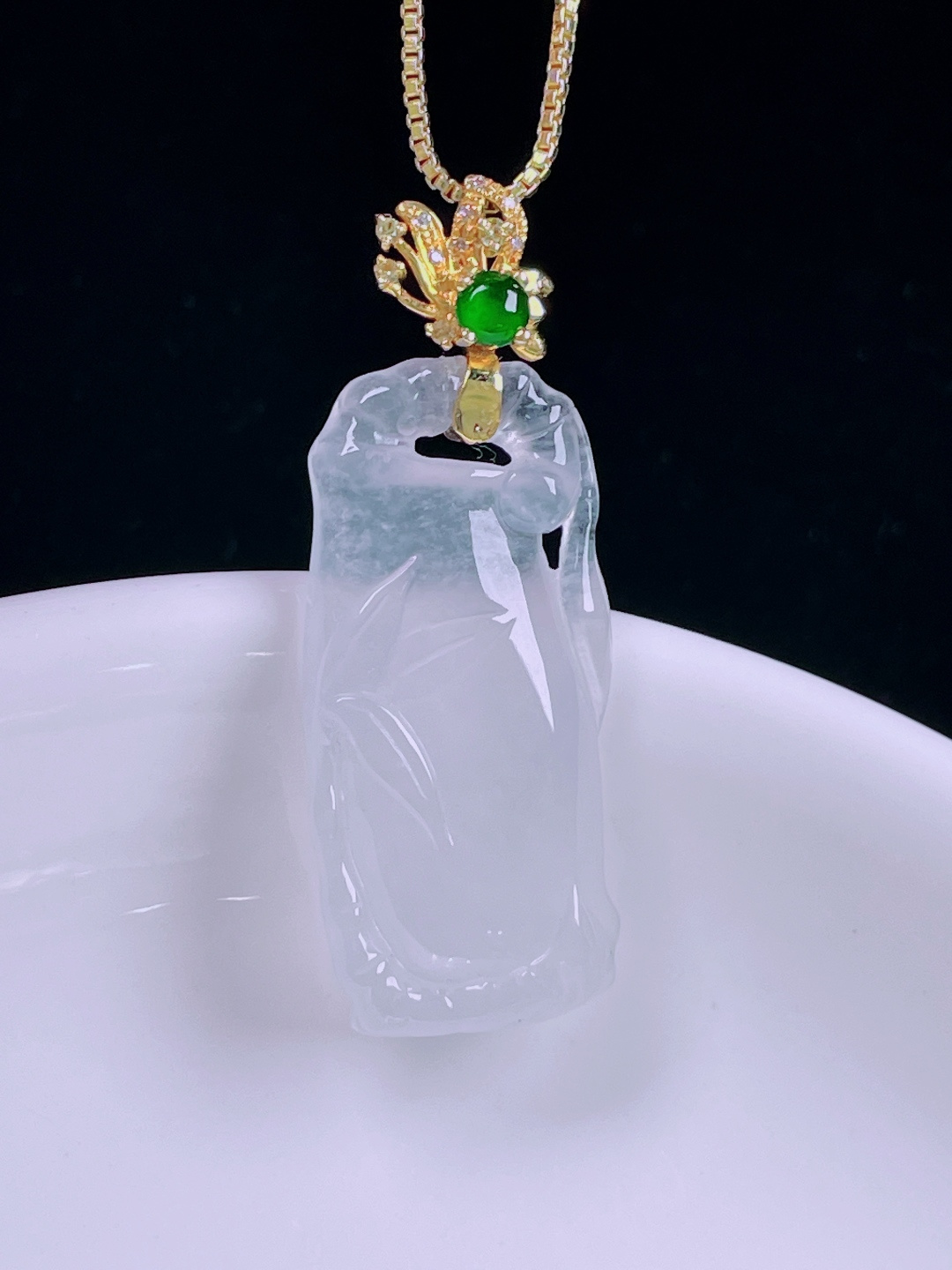 ️节节高升，老种起光，细底通透，尺寸：36裸石29/13.4/4.7mm0625