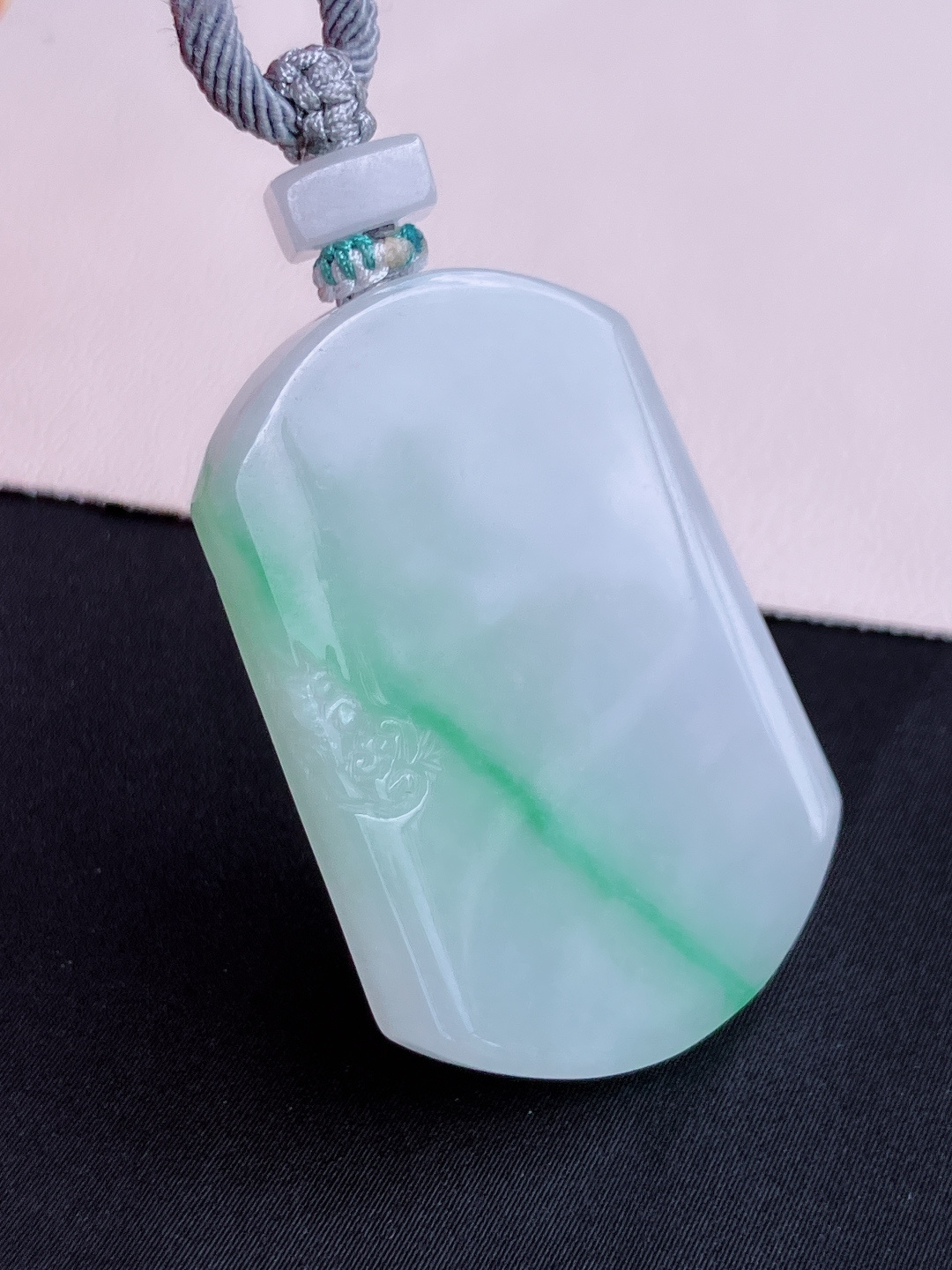 冰飘花平安牌，花色清爽，尺寸47.6/32.3/6/自然光实拍