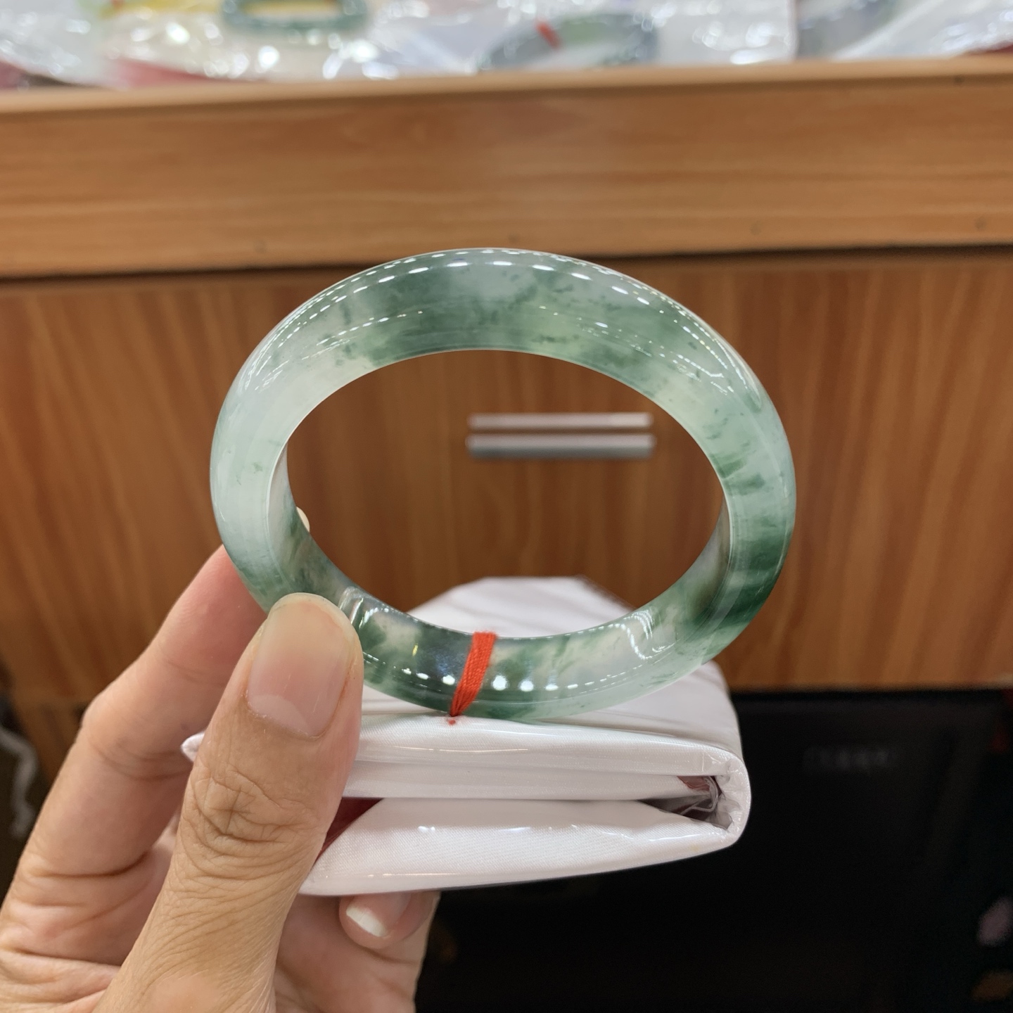 062431XY 冰飘花正圈翡翠手镯 55.7-12-8