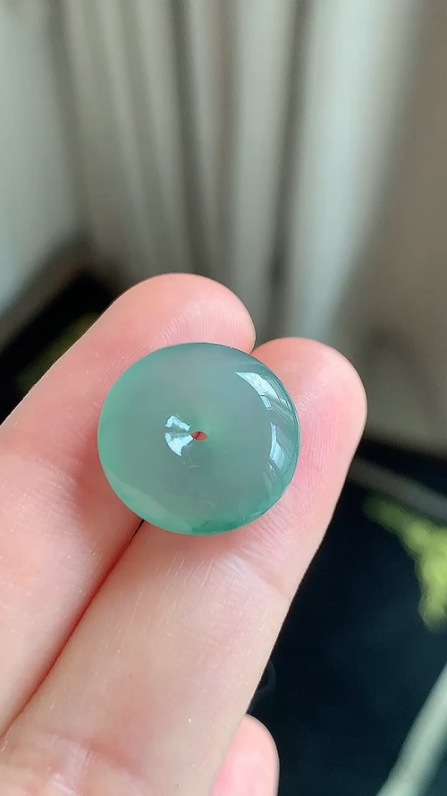 ️天然翡翠，飘花平安扣 尺寸16-5 af624