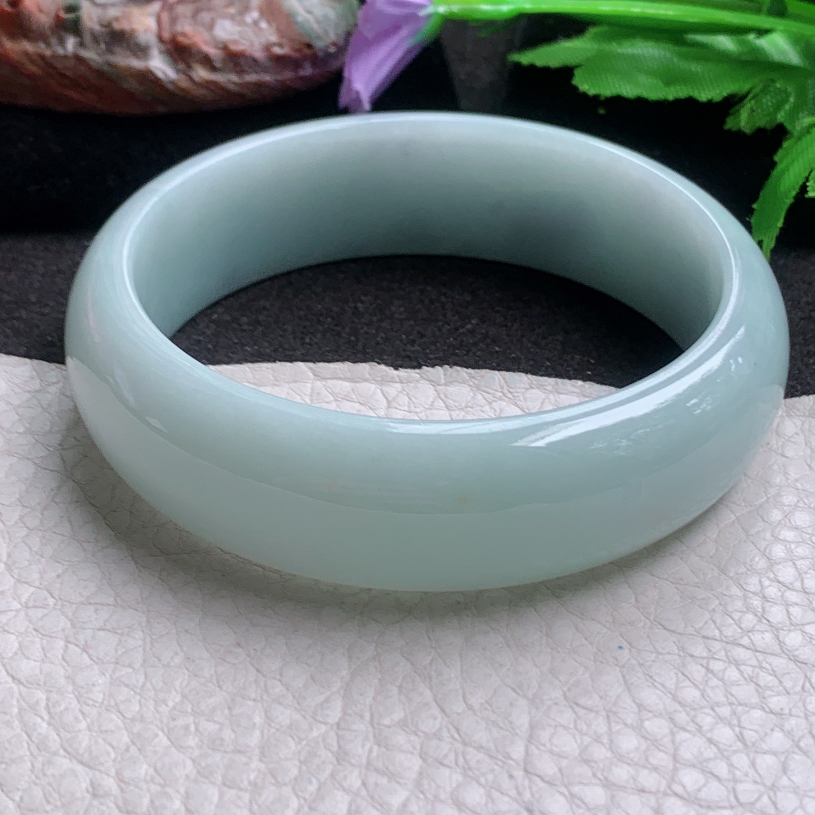hy大圈口62*18.5*8轮胎镯 缅甸翡翠a货玉手镯 浅绿厚装大气宽边玉手环