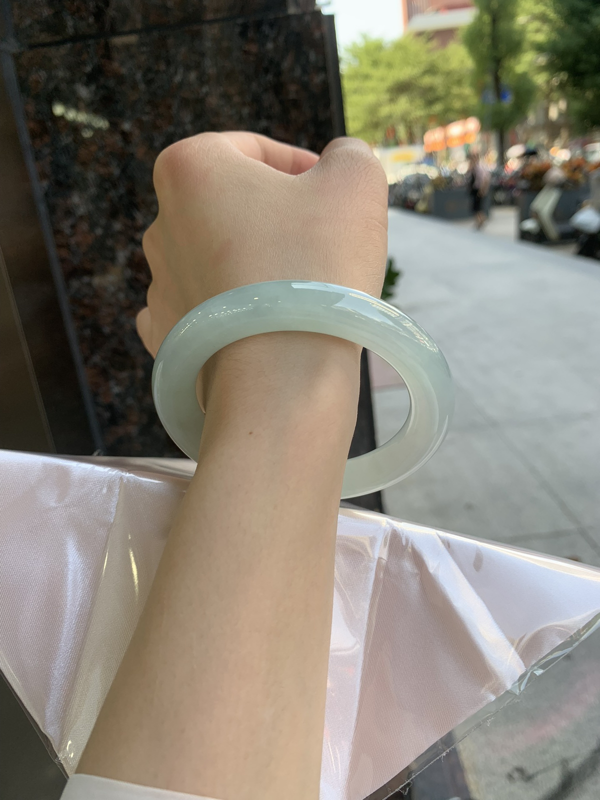 晴绿圆条
55.6-10.8-11.2
不一样的光线呈现不一样的美感