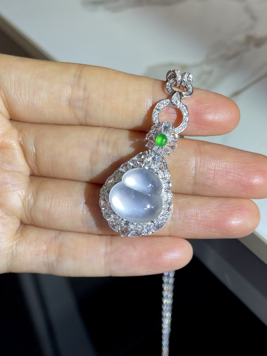 玻璃种葫芦吊坠 裸石：14*13.5*4.5mm 整体：31*18.5*13mm