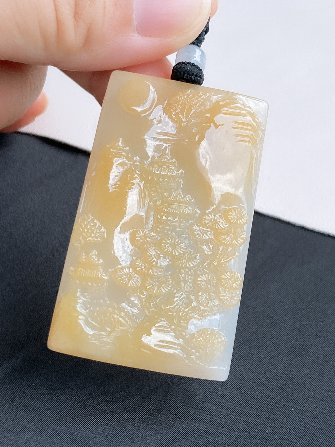 冰黄山水牌，意境美，尺寸53.5/34/7.3/自然光实拍