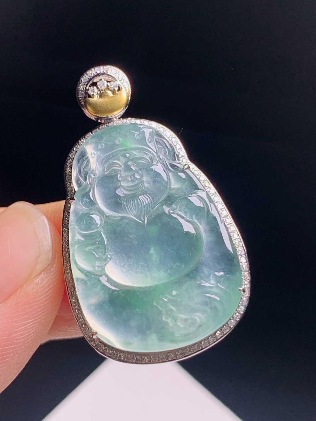 冰种飘绿财神爷吊坠，冰透起光胶感十足，招财进宝财源广进 编号080622