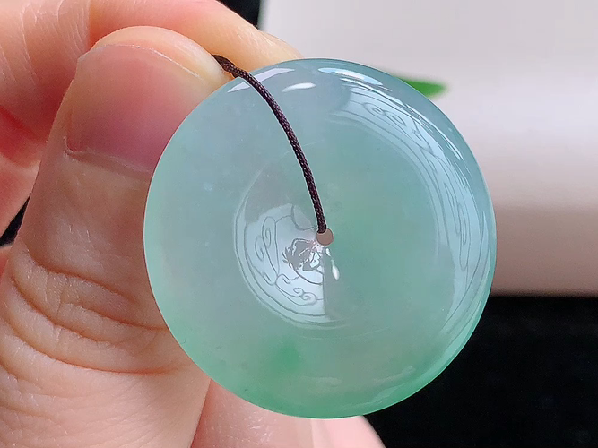️ 平安扣，无裂，尺寸30.0-5.7mm，包A附证书