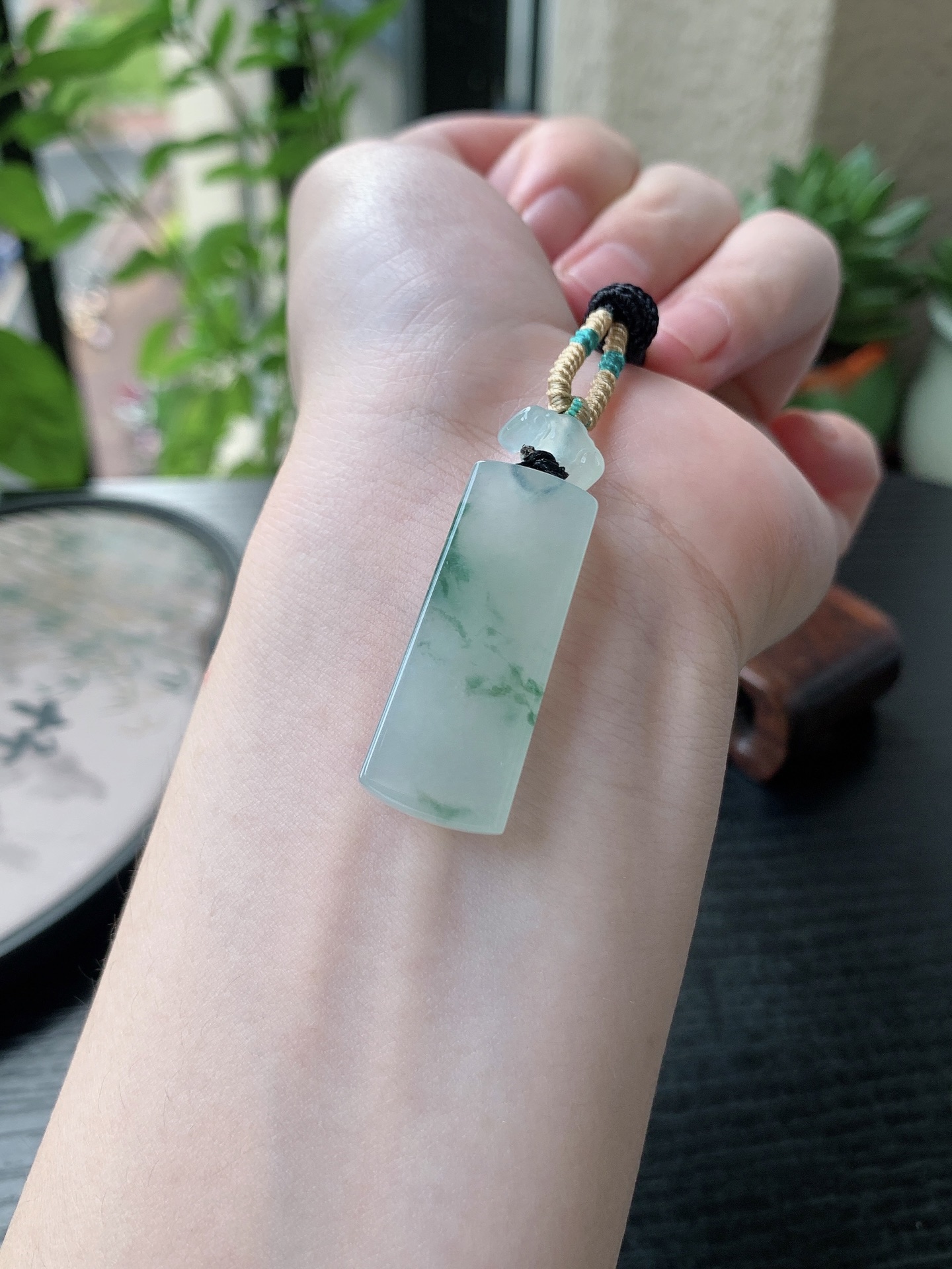 老坑冰种胶感飘蓝花无事牌吊坠 裸石尺寸:34.8-14.2-5.5mm