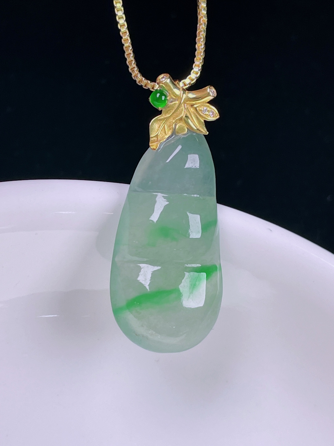 ️冰绿福豆，老种起光，细底通透，尺寸：28.8裸石24/12.3/5mm0626