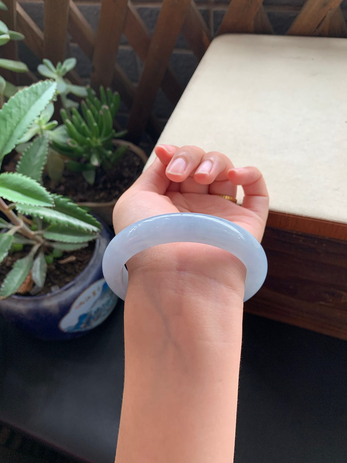 58圈口蓝紫正圈手镯