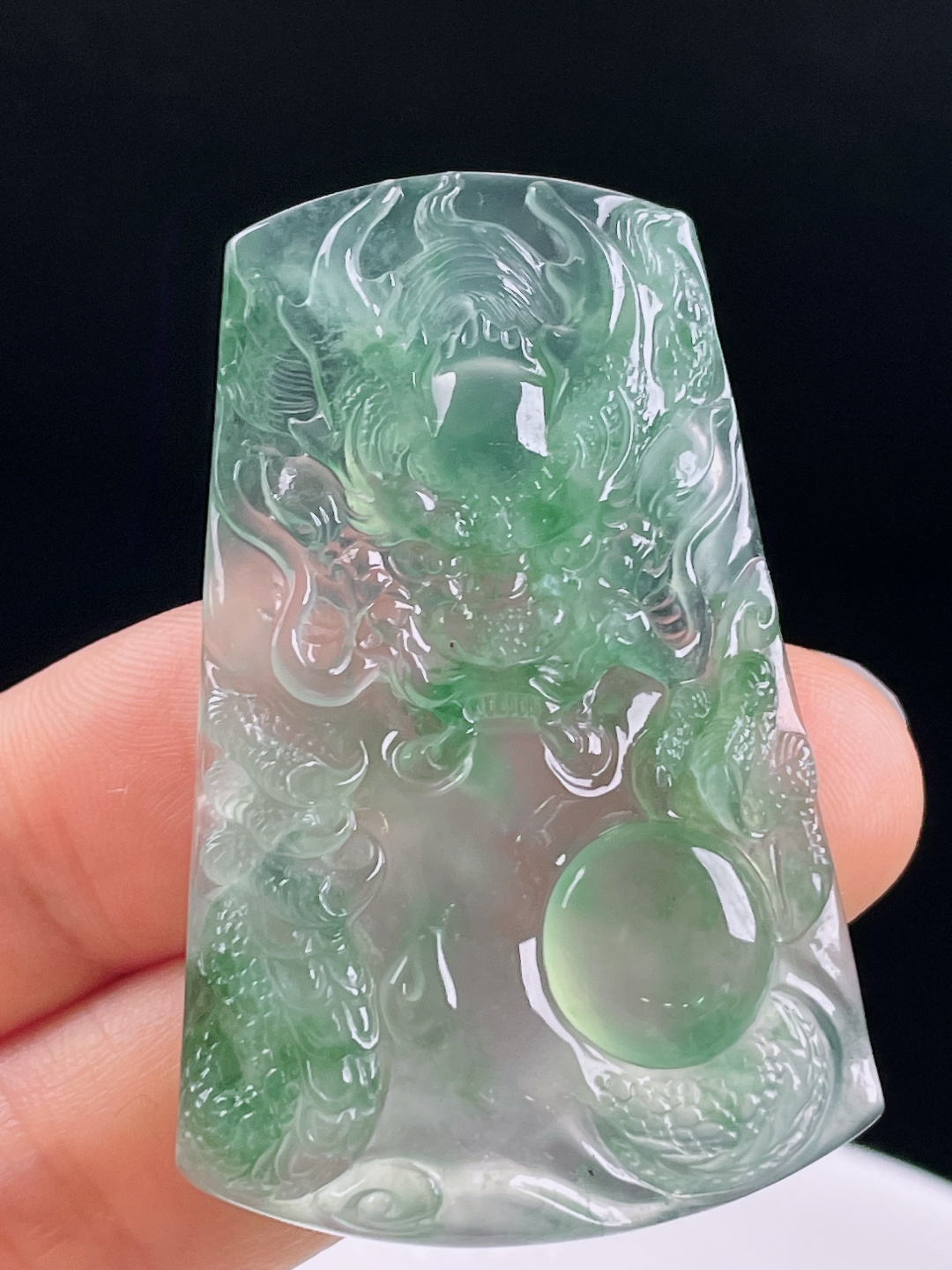 ️冰绿龙牌，老种起光，细底通透，尺寸：50.3/33/6.3mm0626