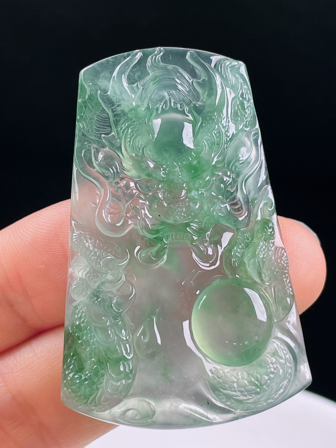 ️冰绿龙牌，老种起光，细底通透，尺寸：50.3/33/6.3mm0626