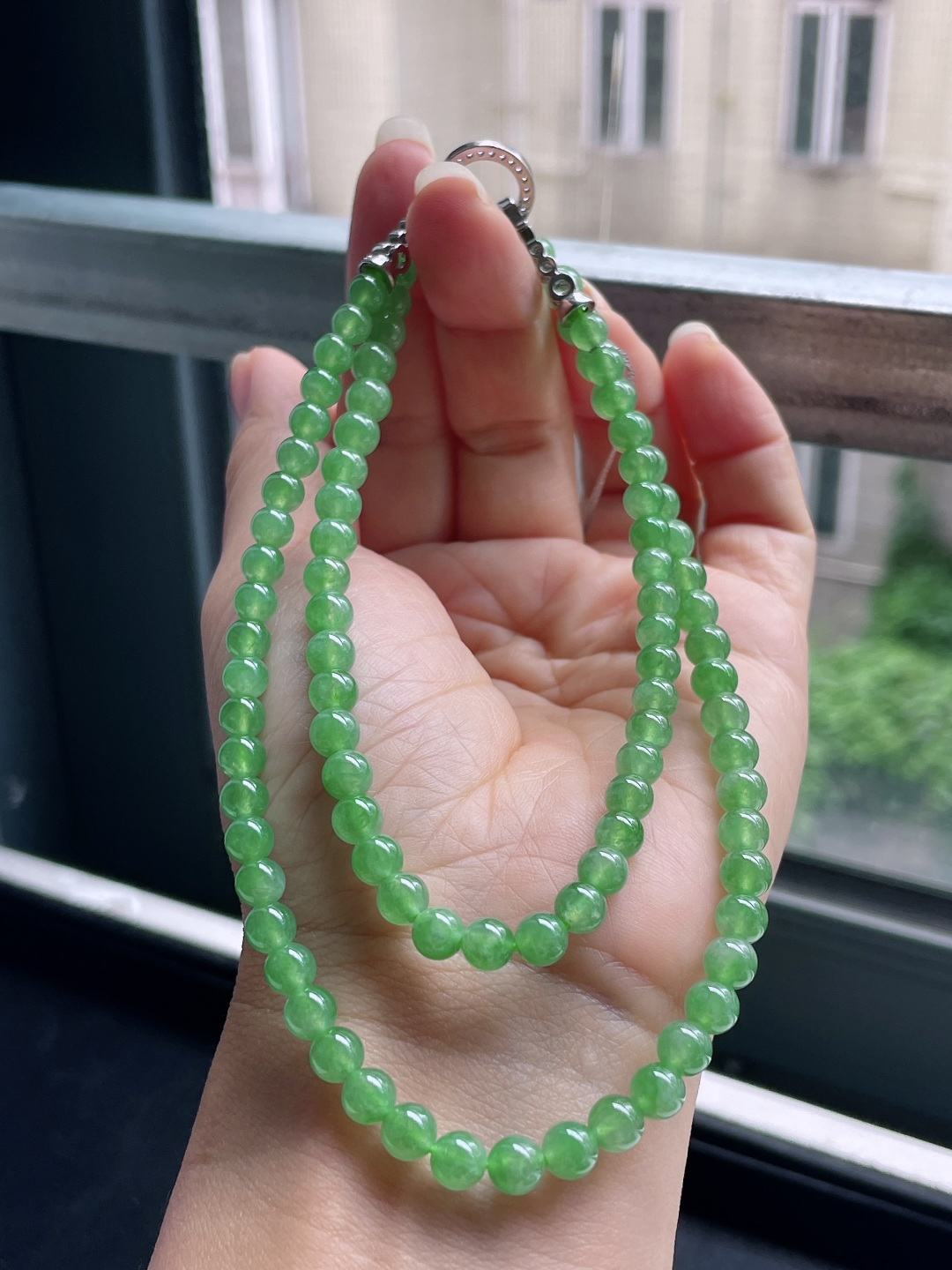 ️ 阳绿珠链 色泽鲜艳，种水 尺寸：5.5，92颗