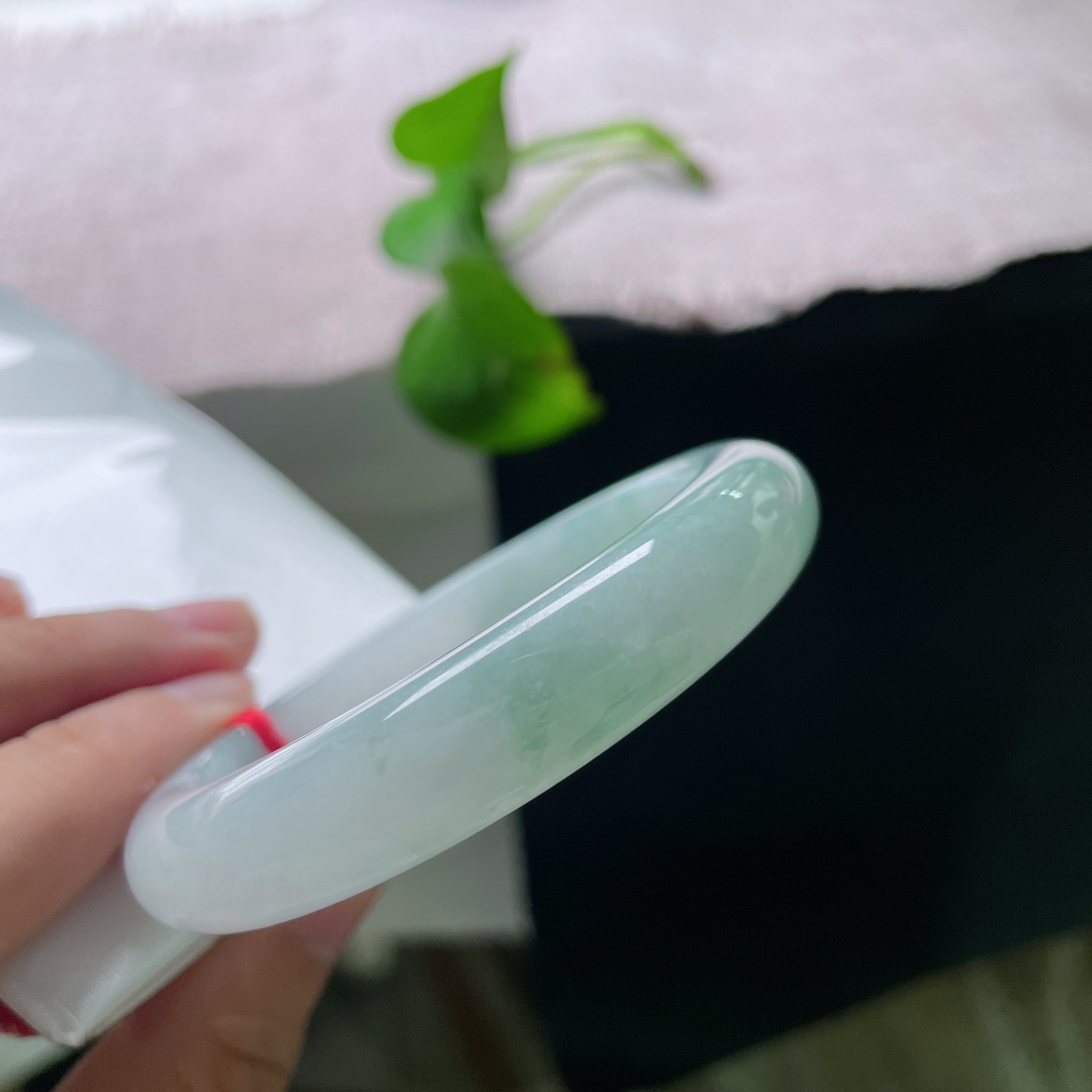 55/12/8.2，蓝底正圈，水润，细腻，甜美，沉稳冷静，无裂，ss55381a