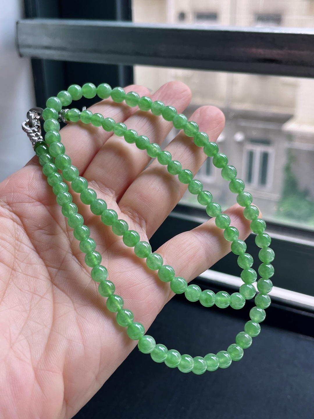 ️ 阳绿珠链 色泽鲜艳，种水 尺寸：5.5，92颗