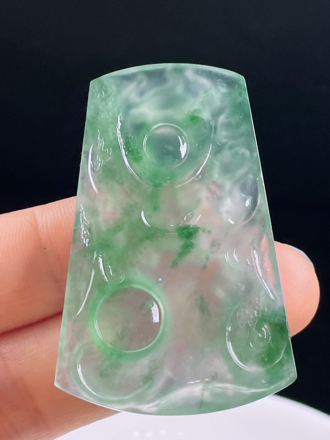 ️冰绿龙牌，老种起光，细底通透，尺寸：50.3/33/6.3mm0626