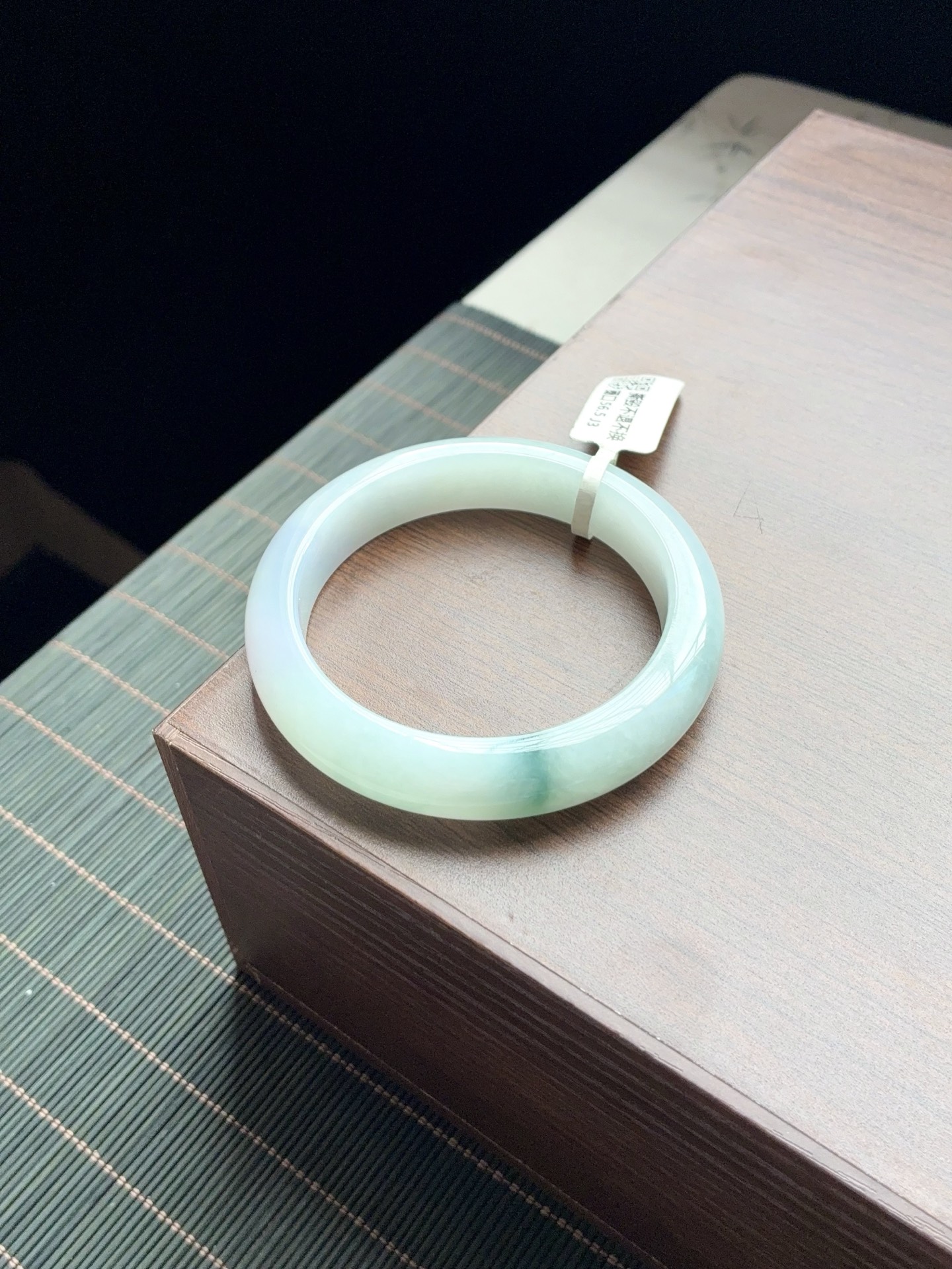 牛奶底一抹飘花正圈成品 HY-9264 ⭕️56.5-12.6-9