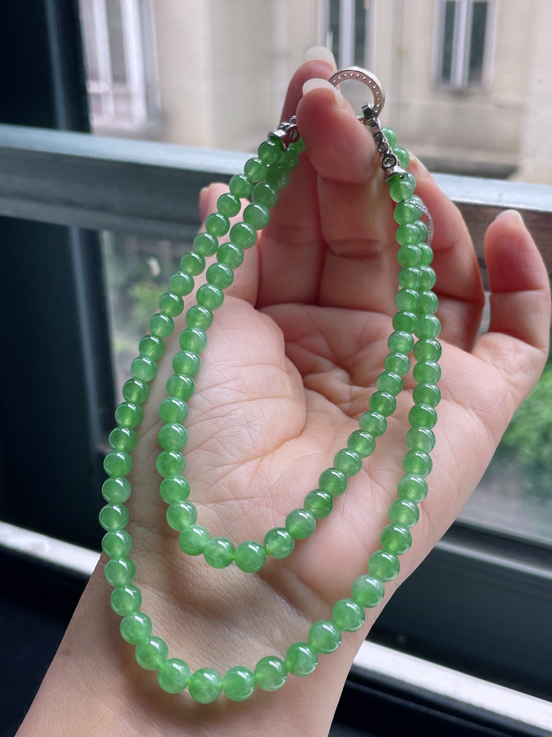 ️ 阳绿珠链 色泽鲜艳，种水 尺寸：5.5，92颗