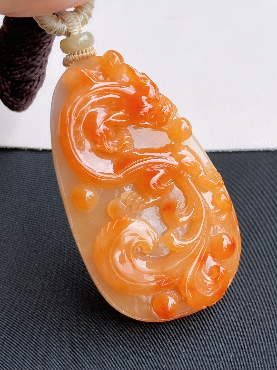 冰红翡龙牌，栩栩如生，尺寸57/34/11.3/自然光实拍